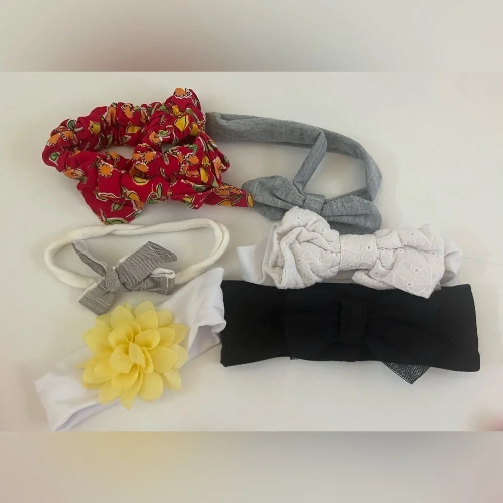 Baby/toddler girl hair bow bundle-28 items total bows headbands